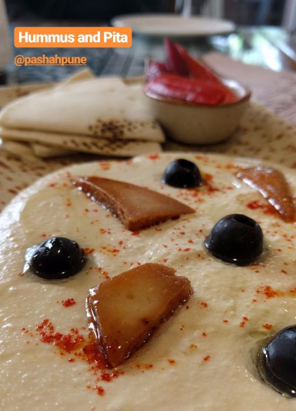 pashah-baconbaba-kabab-hummus-pita